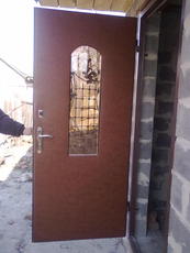 Металические входные двери! (не китай) в Черкассах