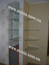 Стеклянные полки, мебель из стекла