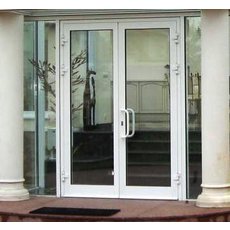 Алюминиевые двери (алюмінієві двері), розсувні двері.