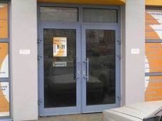 Вхідні двері з алюмінію