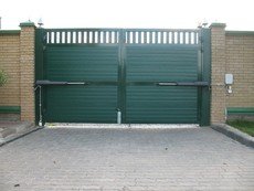 Ворота распашные, въездные