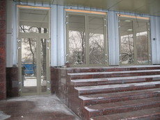 Алюминиевые входные группы REYNAERS, ALUMIL, METALPLAST