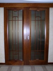 Двери деревянные