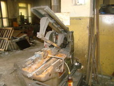 Н-1 отрезной ножовочный станок `Нерис` г. Каунас