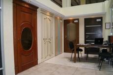 Деревянные двери