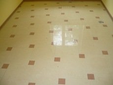 Монтаж напольных покрытий.