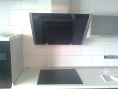 Мастер по установке кухонной вытяжки.