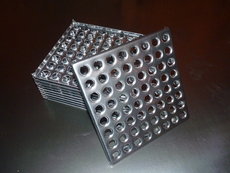 Металлический топпинг для индустриальных бетонных полов.