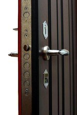 Входные металлические двери от производителя