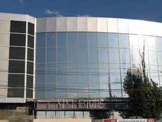 тонирование окон зданий в Харькове