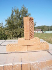 Кирич пустотелый М-125