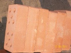 Кирпич керамический пустотелый М-100 производства ВАТ Керами