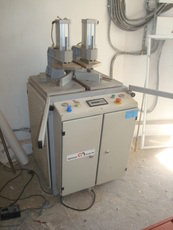 Продам оборудование по производству окон ПВХ до 35 конструкц