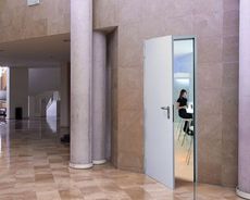 Какие противопожарные двери выбрать?