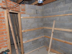 Внутренняя отделка деревянной вагонкой.