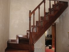 Изготовлен ие и монтаж лестниц