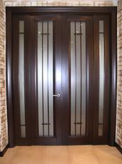 Двери деревянные из массива