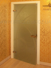 Стеклянные двери