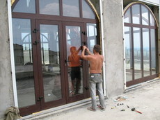 Алюминиевое остекление витражей ALUMIL (Греция)