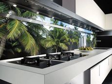 Стекло, зеркала, мебель из стекла