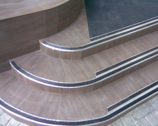 Грязезащитные напольные покрытия