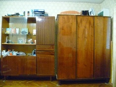 Продам шкаф и сервант б/у, м. Минская, м. Оболонь