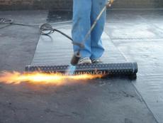 Кровельные работы еврорубероидом, мягкая кровля. Киев, облас