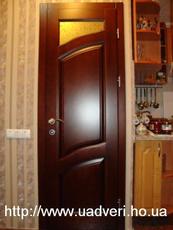 Мир межкомнатных филенчатых дверей.