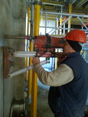 Алмазное бурение отверстий для монтажа инженерных коммуникац