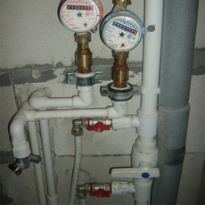 Замена стояков канализации, воды, отопления.