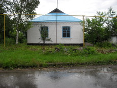 Продаж будинку в центрі с. Легедзине