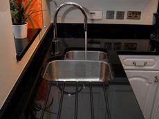 Столешницы, подоконники, фонтаны, балясины и камины гранитны