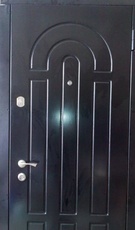 Продам бронированную дверь
