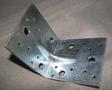 Продам уголок монтажный перфорированный