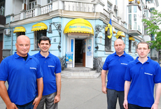 «Локсмайстер на Подолі» Салон-магазин з монтажем