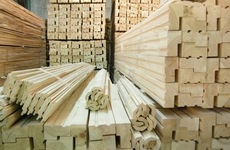 Брус, доска обрезная, доска необрезная.