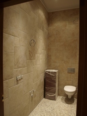 Укладка плитки. Подготовка стен, демонтаж старой.