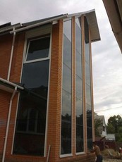 Остекление фасадов зданий, фасадное остекление.