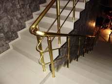 Установка алюминиевых перил И ПОРУЧНЕЙ