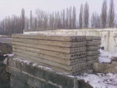 Продам блоки и плиты.