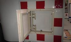 Лючок-невидимка ревизионный сантехнический