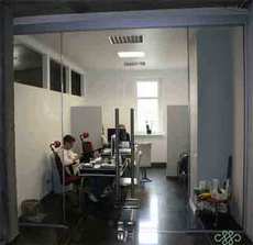 Стеклянные перегородки, витрины, входные группы, двери