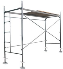 Риштування, вишки-тури.