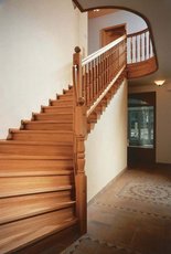 Лестницы из любых пород дерева