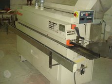 Кромкооблицовочный станок проходного типа «BIMATIC»