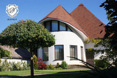 Двухэтажный дом в Днепродзержинске