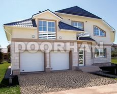 Промышленные секционные ворота ISD02 из панорамных панелей