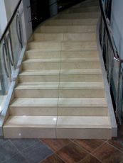 Резка керамической плитки керамогранита