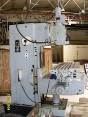 Продаем вертикально-фрезерный станок FSS-400 (улучшенный а