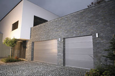 Секционные ворота европейского производства в Крыму